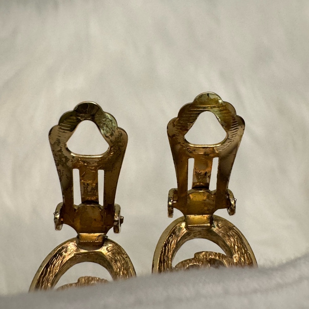 Christian Dior (CD) Vintage Clip On Earrings - Picture 7 of 9